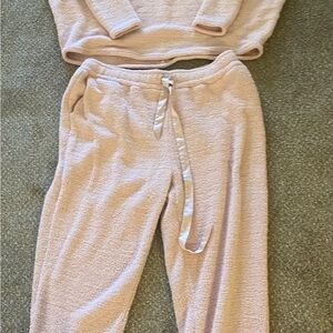 Gorgeous, soft pink lounge set